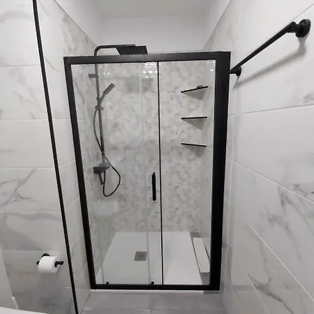 Amplio Piso En Con Piscina